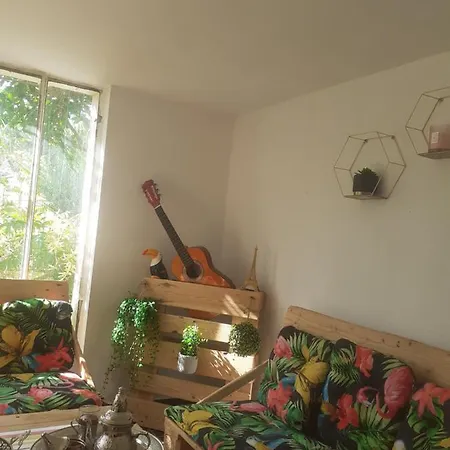 Happy Bed & Breakfast Cholet